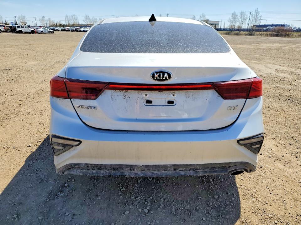 2019 Kia Forte მანქანა იყიდება აუქციონზე, vin: 3KPF54AD0KE062156, აუქციონის ნომერი: 52722916