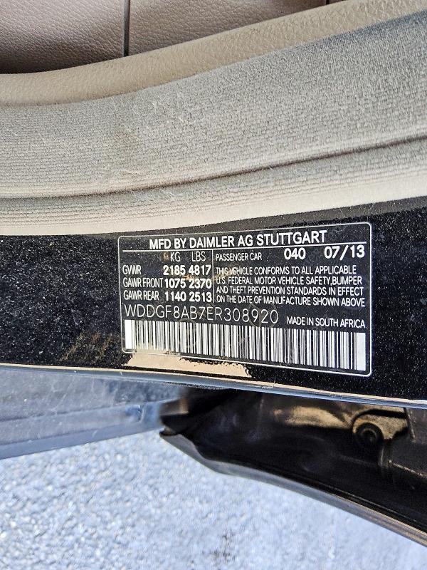 52029336 :رقم المزاد ، WDDGF8AB7ER308920 vin ، 2014 Mercedes-benz C مزاد بيع