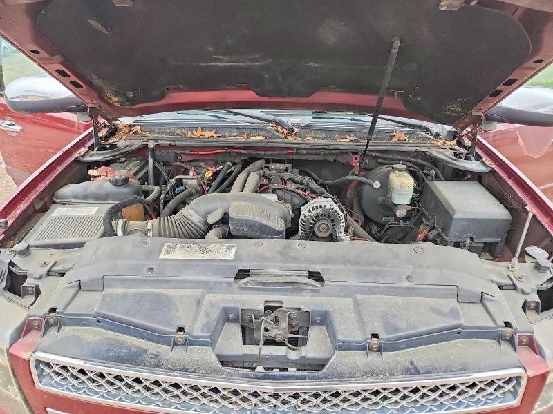 2008 Chevrolet Suburban მანქანა იყიდება აუქციონზე, vin: 3GNFK16318G202713, აუქციონის ნომერი: 52866216