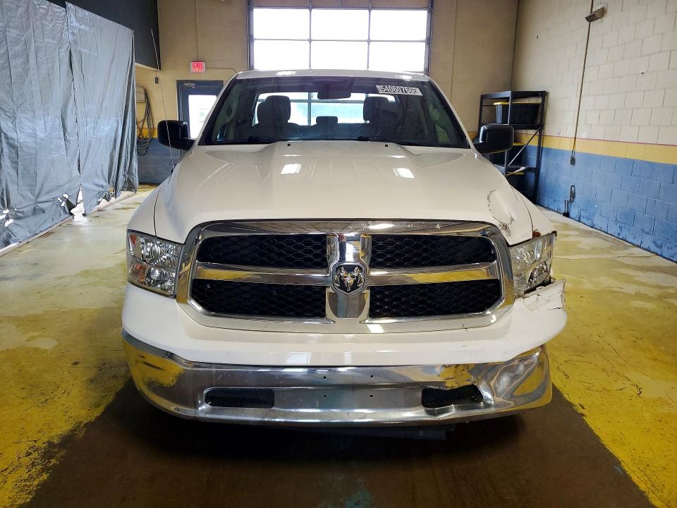 54060766 :رقم المزاد ، 1C6RR6FG9MS503726 vin ، 2021 Ram 1500 Classic مزاد بيع