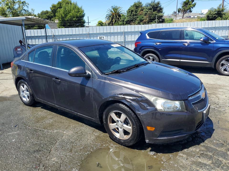 2014 Chevrolet Cruze მანქანა იყიდება აუქციონზე, vin: 1G1PC5SB3E7106774, აუქციონის ნომერი: 53232326