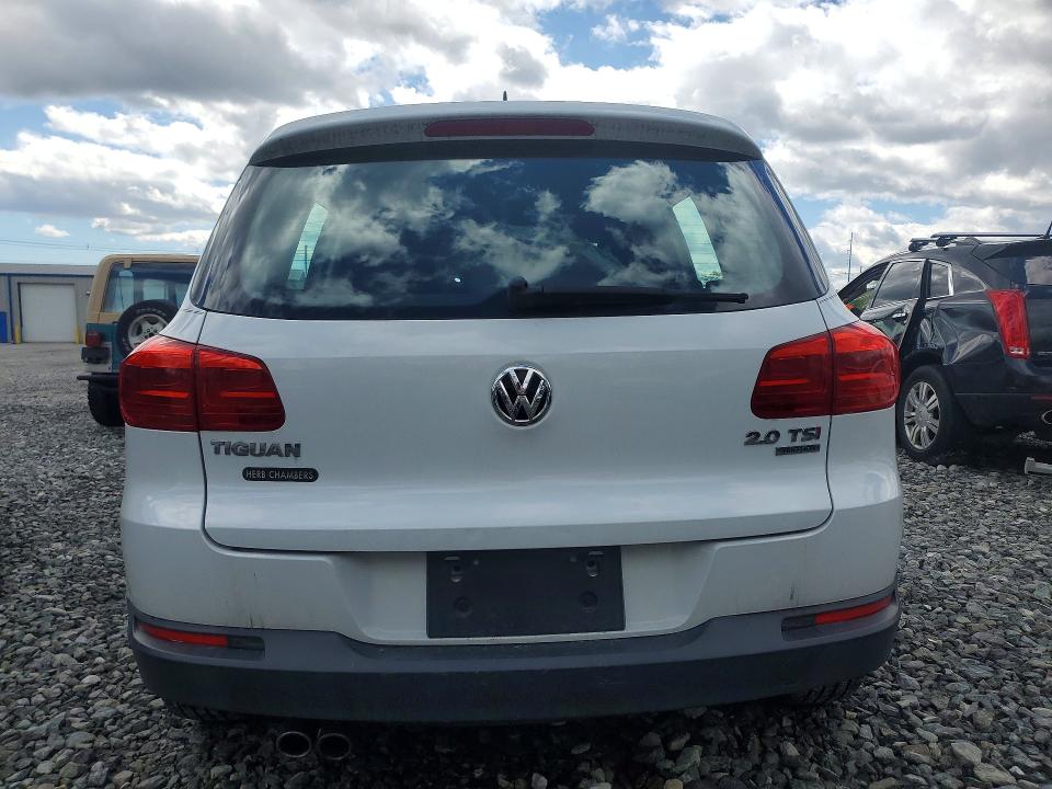 51944086 :رقم المزاد ، WVGBV3AX1EW564957 vin ، 2014 Volkswagen Tiguan مزاد بيع
