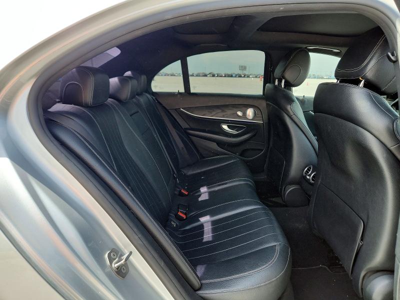 52462026 :رقم المزاد ، WDDZF4JB4HA042440 vin ، 2017 Mercedes-benz E مزاد بيع