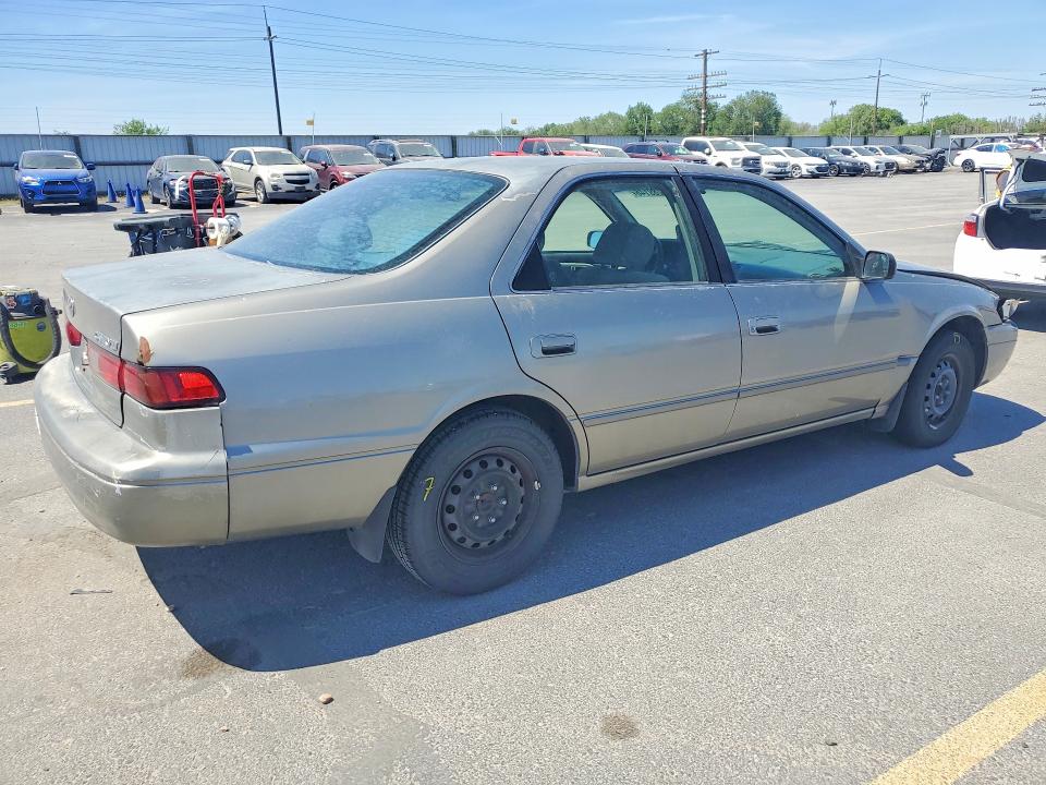 1998 Toyota Camry მანქანა იყიდება აუქციონზე, vin: JT2BG22K0W0246658, აუქციონის ნომერი: 53289146
