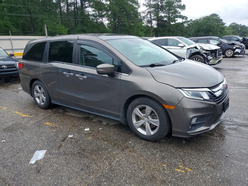 Продажа на аукционе авто 2018 Honda Odyssey, vin: 5FNRL6H76JB069894, номер лота: 54993836