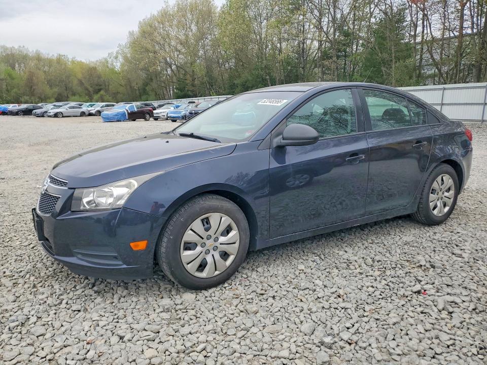 52248566 :رقم المزاد ، 1G1PA5SG8E7138931 vin ، 2014 Chevrolet Cruze مزاد بيع
