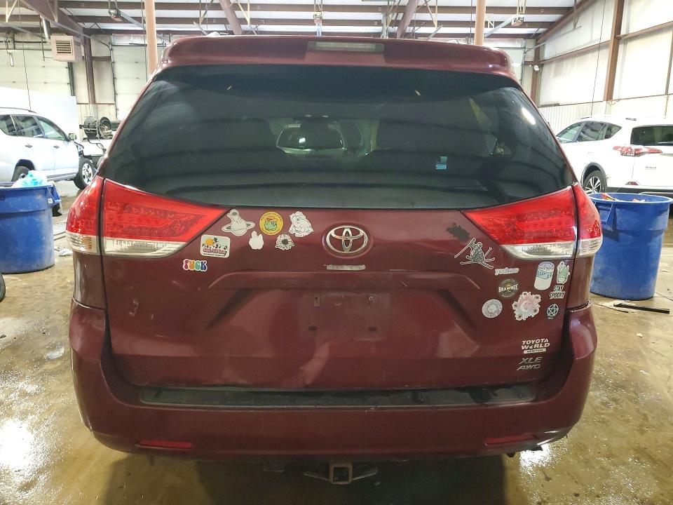 2011 Toyota Sienna მანქანა იყიდება აუქციონზე, vin: 5TDDK3DC6BS002823, აუქციონის ნომერი: 54173796