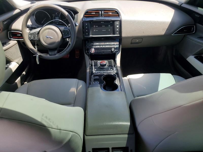 2017 Jaguar Xe მანქანა იყიდება აუქციონზე, vin: SAJAJ4BV8HCP14987, აუქციონის ნომერი: 52434346