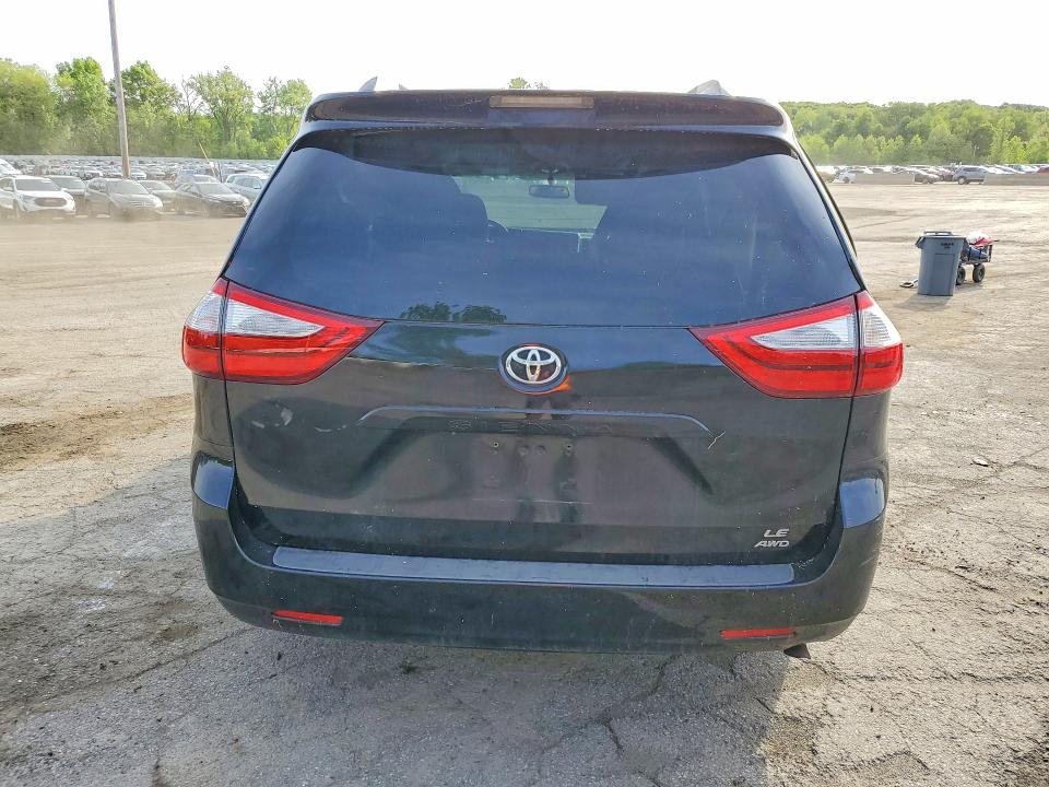 Продажа на аукционе авто 2015 Toyota Sienna, vin: 5TDJK3DCXFS114811, номер лота: 54537296