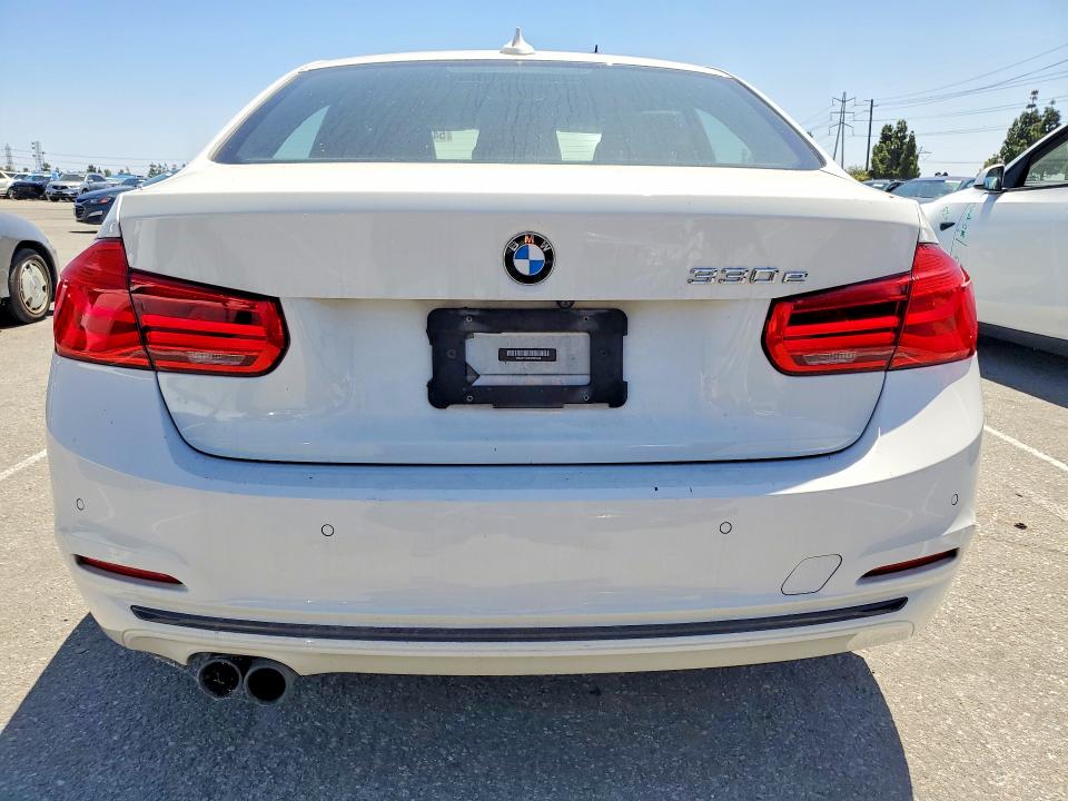 Продаж на аукціоні авто 2017 Bmw 330e, vin: WBA8E1C59HK895308, номер лоту: 54172216