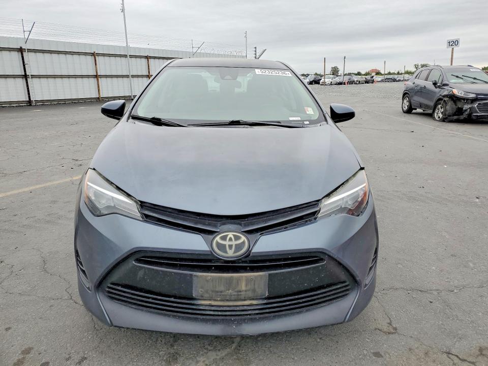 52325236 :رقم المزاد ، 2T1BURHE7HC749283 vin ، 2017 Toyota Corolla مزاد بيع