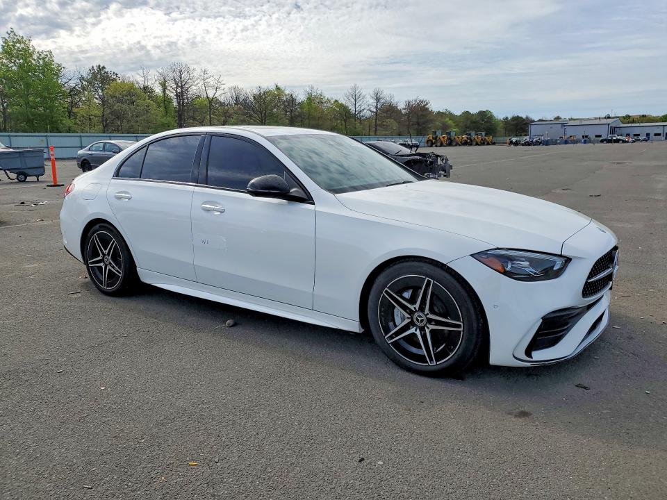 2022 Mercedes-benz C მანქანა იყიდება აუქციონზე, vin: W1KAF4HB5NR007826, აუქციონის ნომერი: 54731106