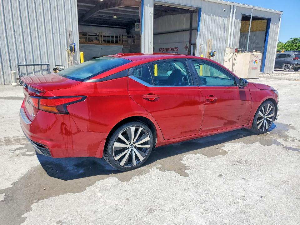 Продажа на аукционе авто 2021 Nissan Altima, vin: 1N4BL4CW0MN394945, номер лота: 53250036