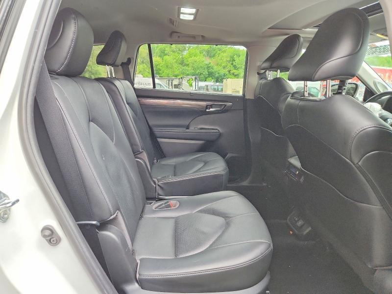Продаж на аукціоні авто 2021 Toyota Highlander, vin: 5TDYZRAH9MS528379, номер лоту: 53655406
