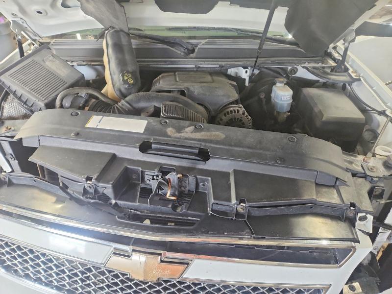 51838346 :رقم المزاد ، 1GNSKCE03BR115176 vin ، 2011 Chevrolet Tahoe مزاد بيع