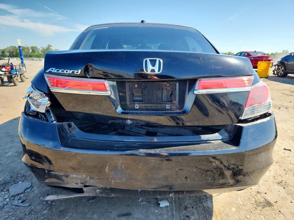53774426 :رقم المزاد ، 1HGCP2F81CA206090 vin ، 2012 Honda Accord مزاد بيع