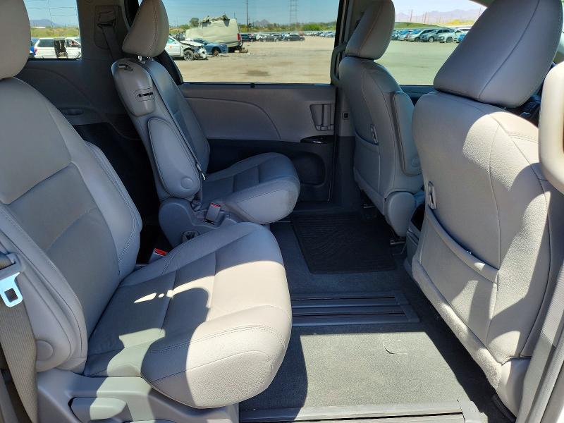 Продаж на аукціоні авто 2017 Toyota Sienna, vin: 5TDYZ3DC1HS883288, номер лоту: 54863446