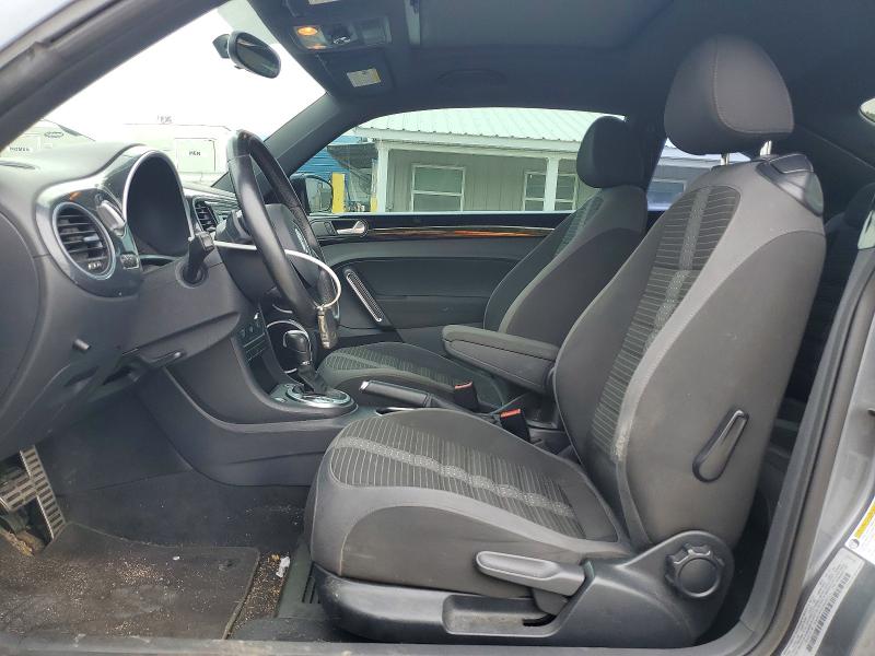 52381776 :رقم المزاد ، 3VWVA7AT5CM608714 vin ، 2012 Volkswagen Beetle مزاد بيع