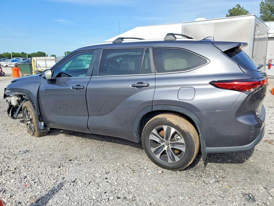 52228626 :رقم المزاد ، 5TDKDRAH9PS024262 vin ، 2023 Toyota Highlander مزاد بيع