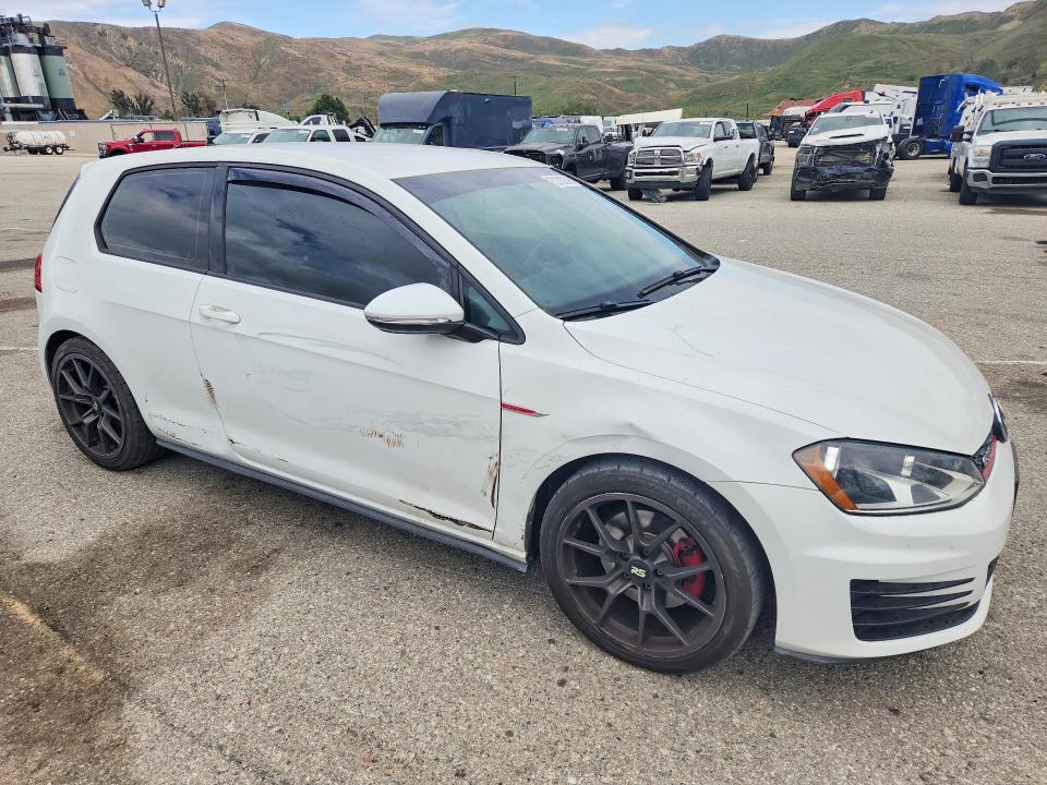 52702786 :رقم المزاد ، 3VWTT7AUXGM005838 vin ، 2016 Volkswagen Gti مزاد بيع