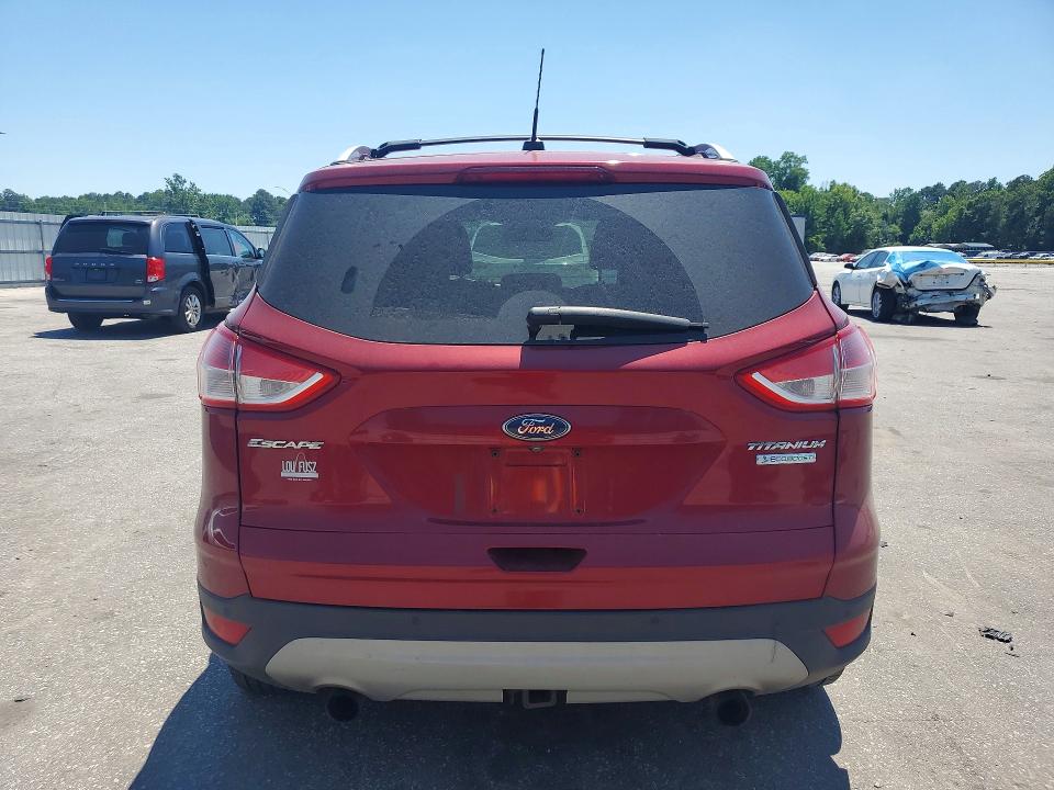 2013 Ford Escape მანქანა იყიდება აუქციონზე, vin: 1FMCU0J98DUC14310, აუქციონის ნომერი: 54239066