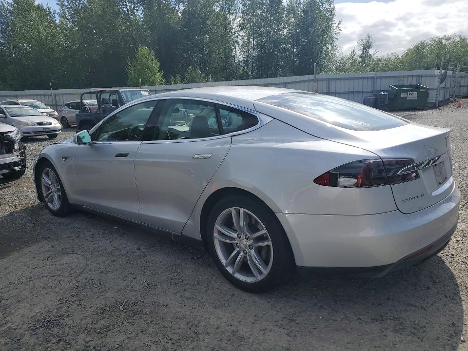 Продажа на аукционе авто 2013 Tesla Model S, vin: 5YJSA1AC7DFP10170, номер лота: 51923026