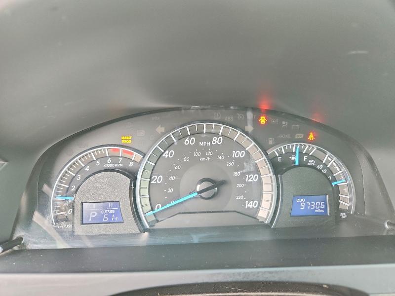 53751916 :رقم المزاد ، 4T1BF1FKXEU422455 vin ، 2014 Toyota Camry مزاد بيع