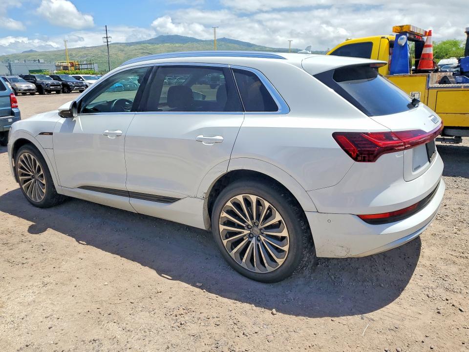2019 Audi E-tron მანქანა იყიდება აუქციონზე, vin: WA1VAAGE2KB022741, აუქციონის ნომერი: 52565156