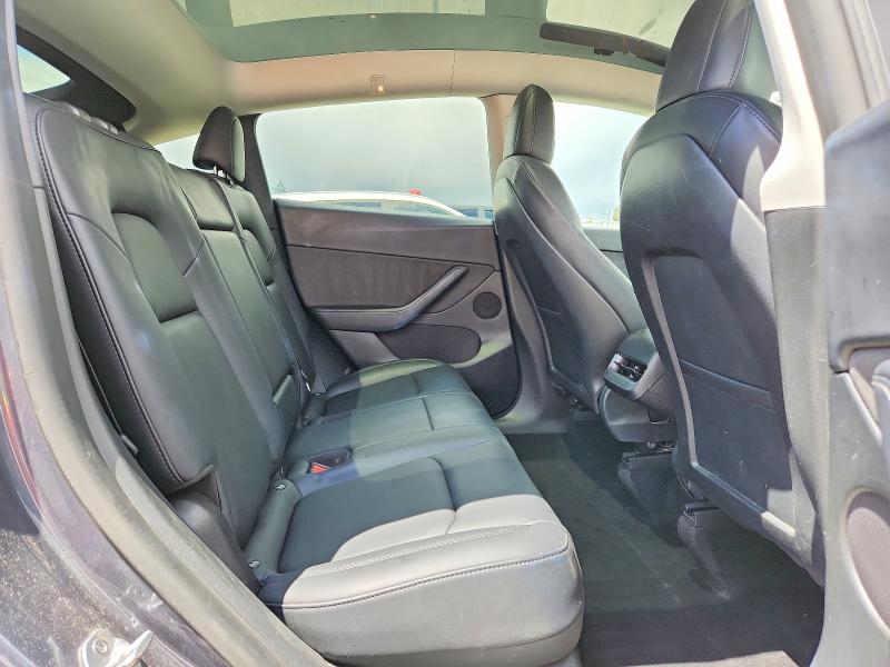 52342056 :رقم المزاد ، 7SAYGDEF9NF452401 vin ، 2022 Tesla Model Y مزاد بيع