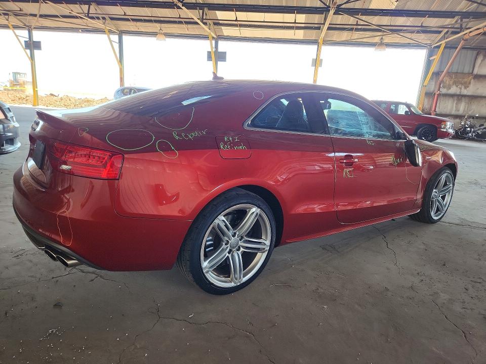 52036056 :رقم المزاد ، WAUVGAFR5DA067106 vin ، 2013 Audi S5 مزاد بيع