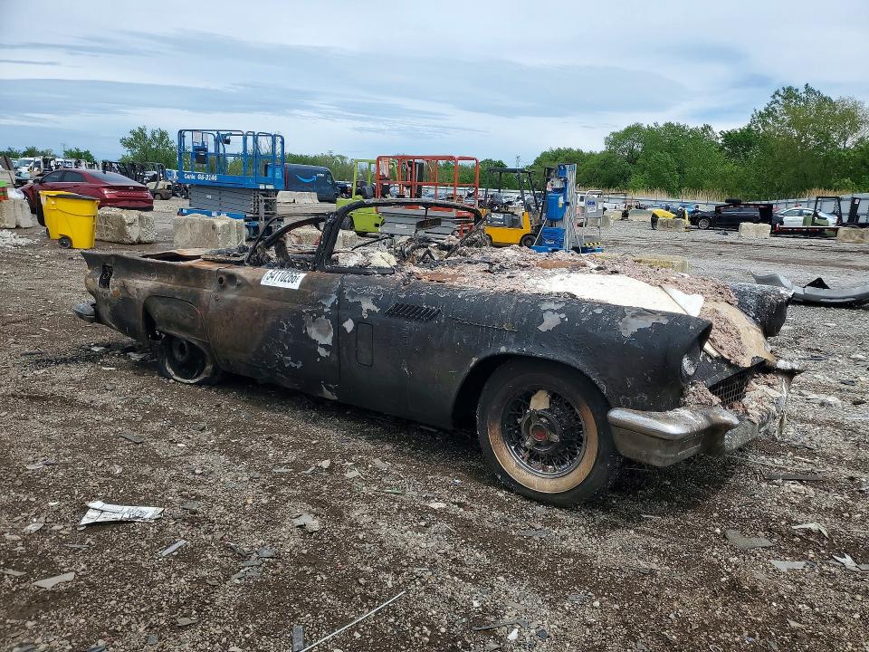 Продаж на аукціоні авто 1957 Ford Thunderbird, vin: D7FH135635, номер лоту: 54110266