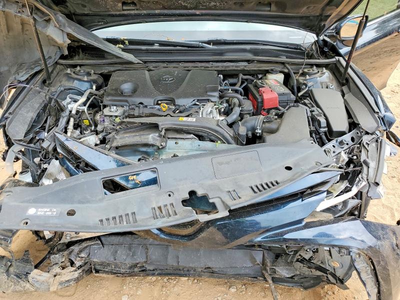 54767216 :رقم المزاد ، 4T1B11HKXJU659095 vin ، 2018 Toyota Camry مزاد بيع