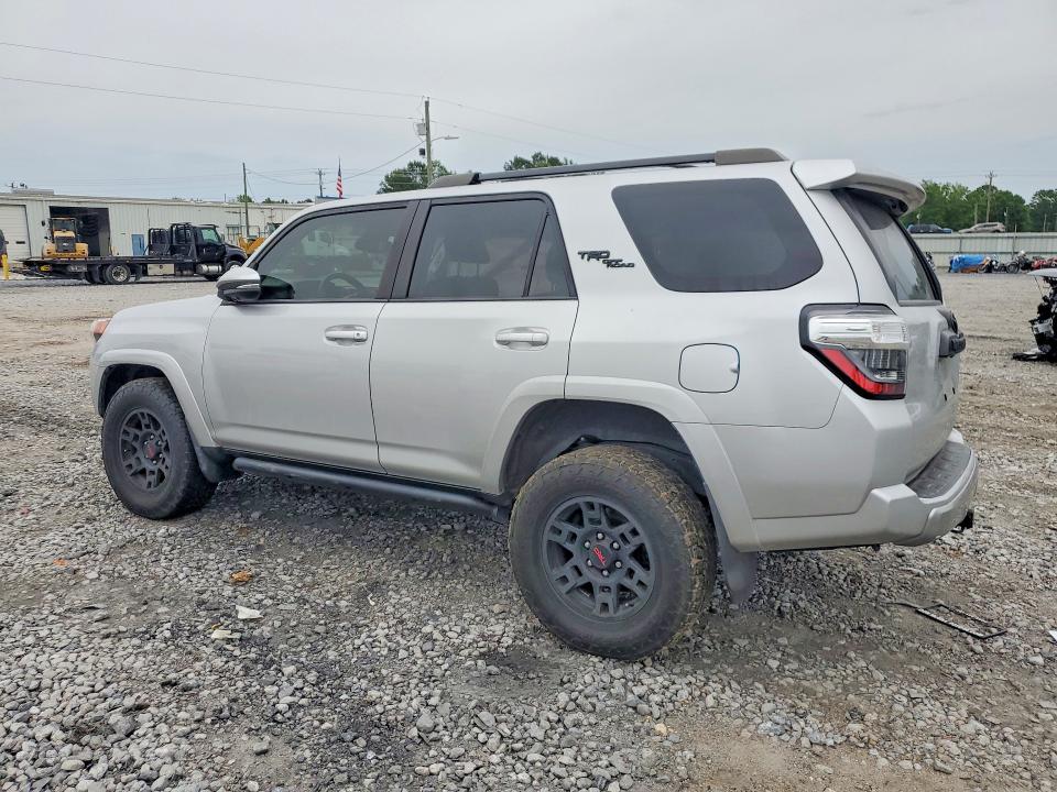 Продажа на аукционе авто 2023 Toyota 4runner, vin: JTERU5JR0P6184851, номер лота: 53014576