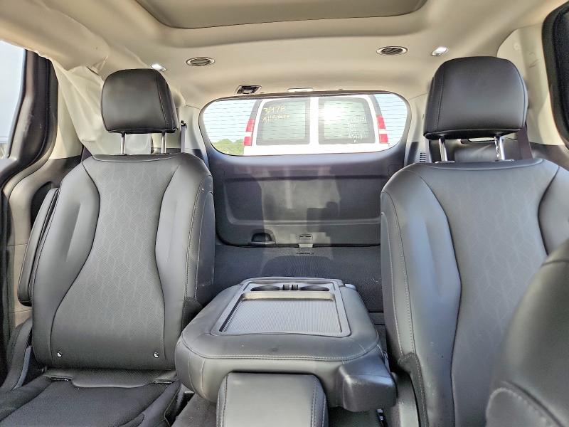 50921036 :رقم المزاد ، KNDNE5KA8T6102089 vin ، 2026 Kia Carnival Hybrid مزاد بيع
