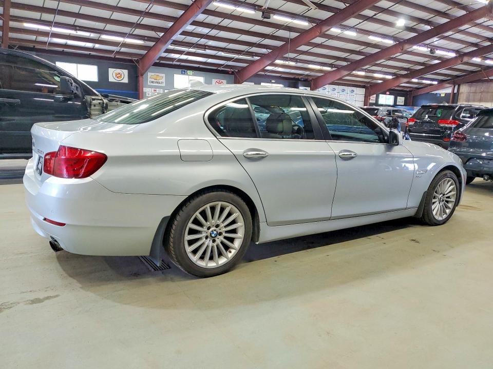 2011 Bmw 535 მანქანა იყიდება აუქციონზე, vin: WBAFU7C55BC876270, აუქციონის ნომერი: 54665936