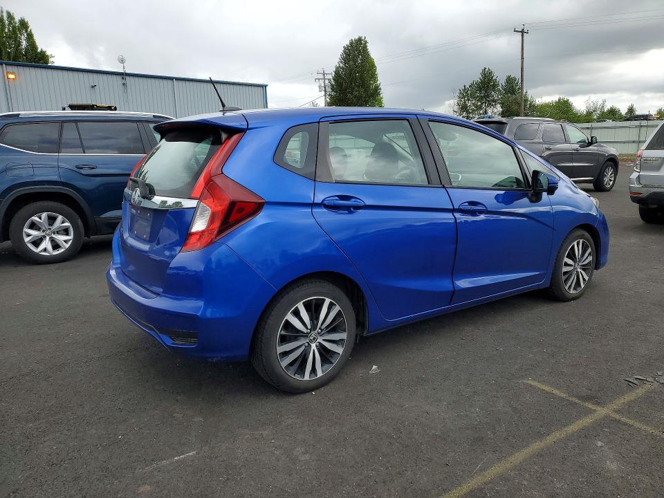 53418086 :رقم المزاد ، 3HGGK5H86JM714280 vin ، 2018 Honda Fit مزاد بيع