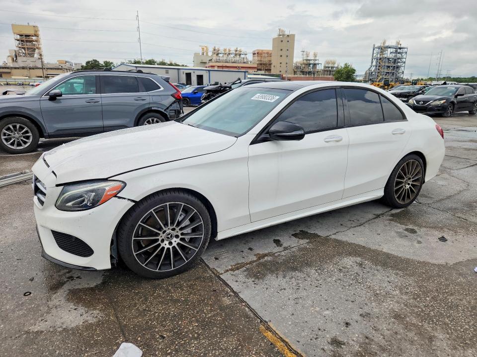 53980336 :رقم المزاد ، 55SWF4JB2HU216346 vin ، 2017 Mercedes-benz C مزاد بيع