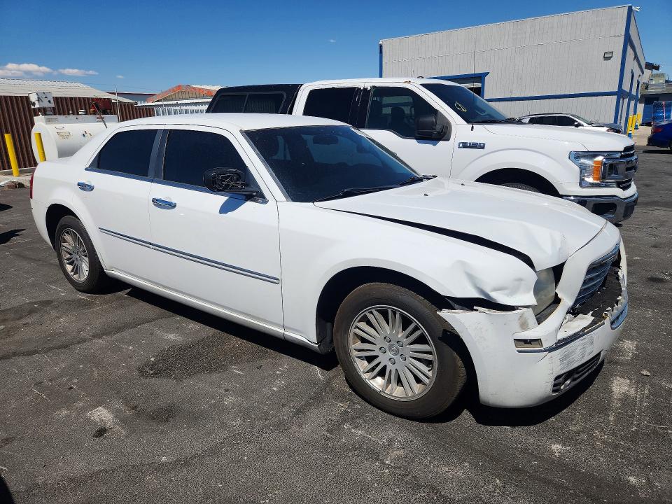 Продажа на аукционе авто 2010 Chrysler 300, vin: 2C3CA5CV1AH325949, номер лота: 54975616