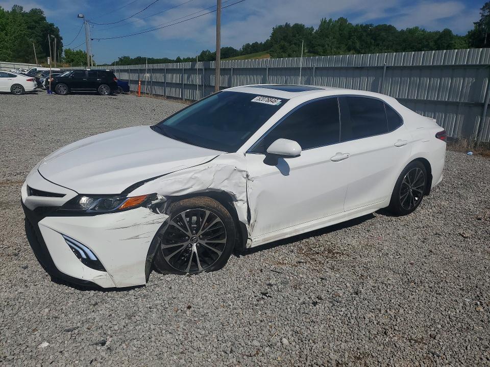 Auction sale of the 2018 Toyota Camry, vin: 4T1B11HK1JU673449, lot number: 52076846