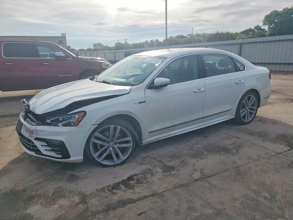 2017 Volkswagen Passat მანქანა იყიდება აუქციონზე, vin: 1VWDT7A31HC024647, აუქციონის ნომერი: 53005576