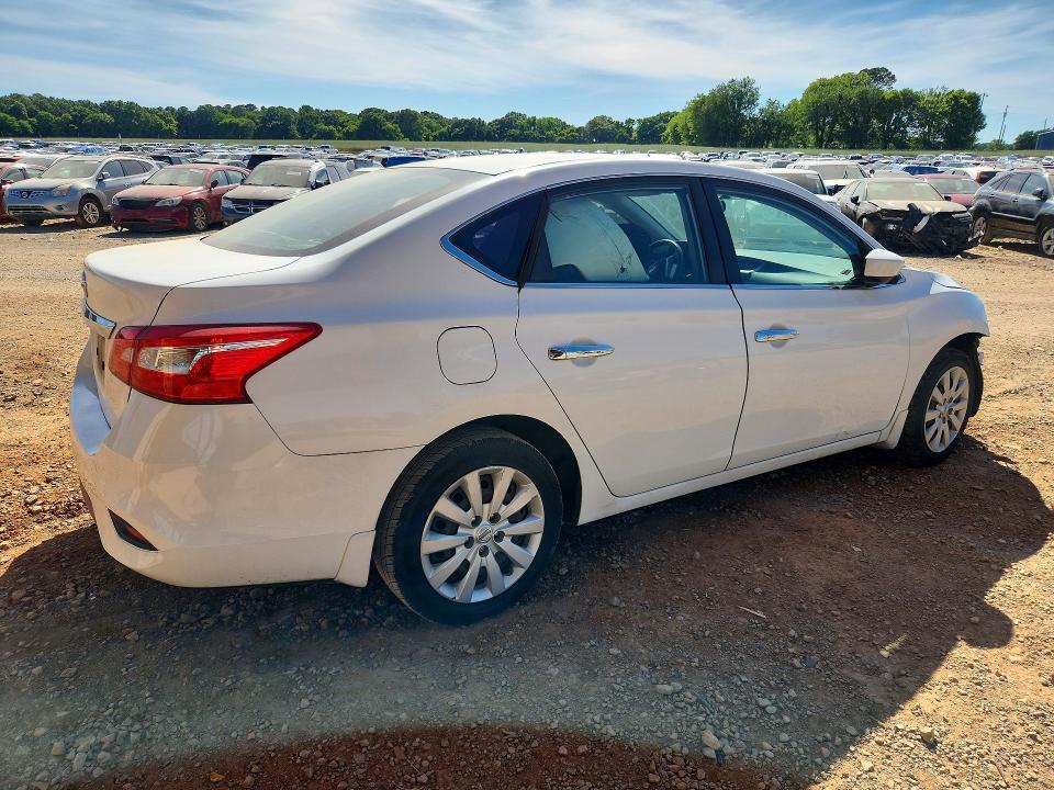 Продаж на аукціоні авто 2017 Nissan Sentra, vin: 3N1AB7AP8HY390269, номер лоту: 53092866
