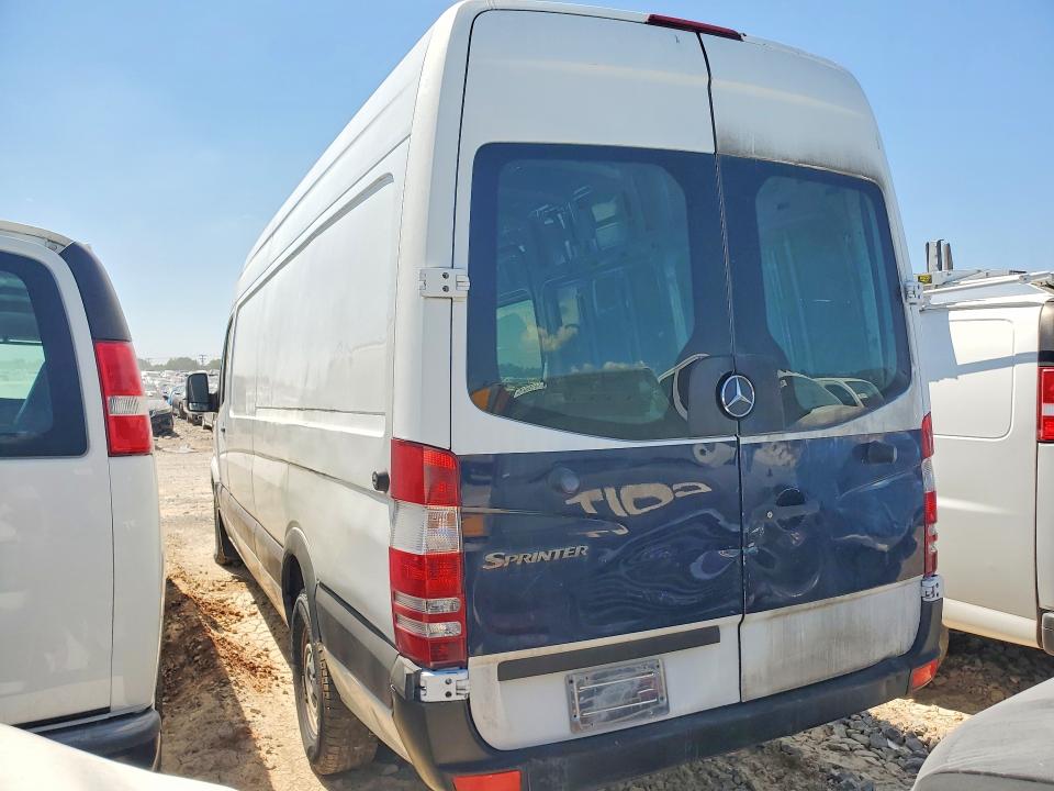 54203386 :رقم المزاد ، WD3PE8CC1D5739921 vin ، 2013 Mercedes Benz Sprinter مزاد بيع