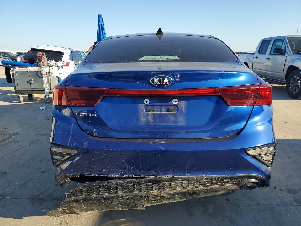 Продажа на аукционе авто 2019 Kia Forte, vin: 3KPF24AD1KE137956, номер лота: 53143316