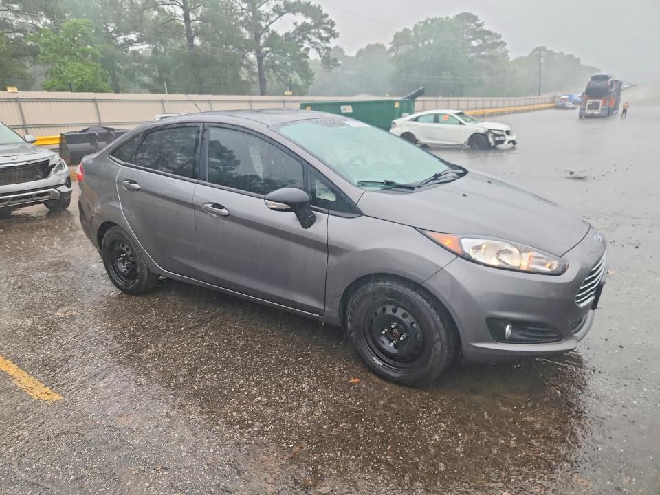 53057686 :رقم المزاد ، 3FADP4BJ4EM234677 vin ، 2014 Ford Fiesta مزاد بيع