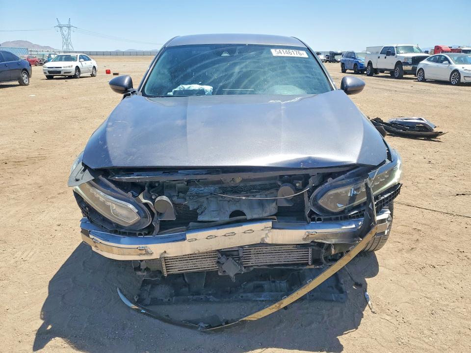Продажа на аукционе авто 2018 Honda Accord, vin: 1HGCV1F3XJA228929, номер лота: 54146176