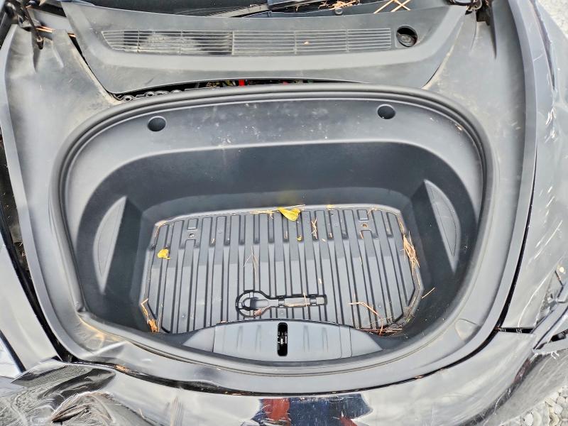 53003386 :رقم المزاد ، 5YJ3E1EB3NF312692 vin ، 2022 Tesla Model 3 مزاد بيع