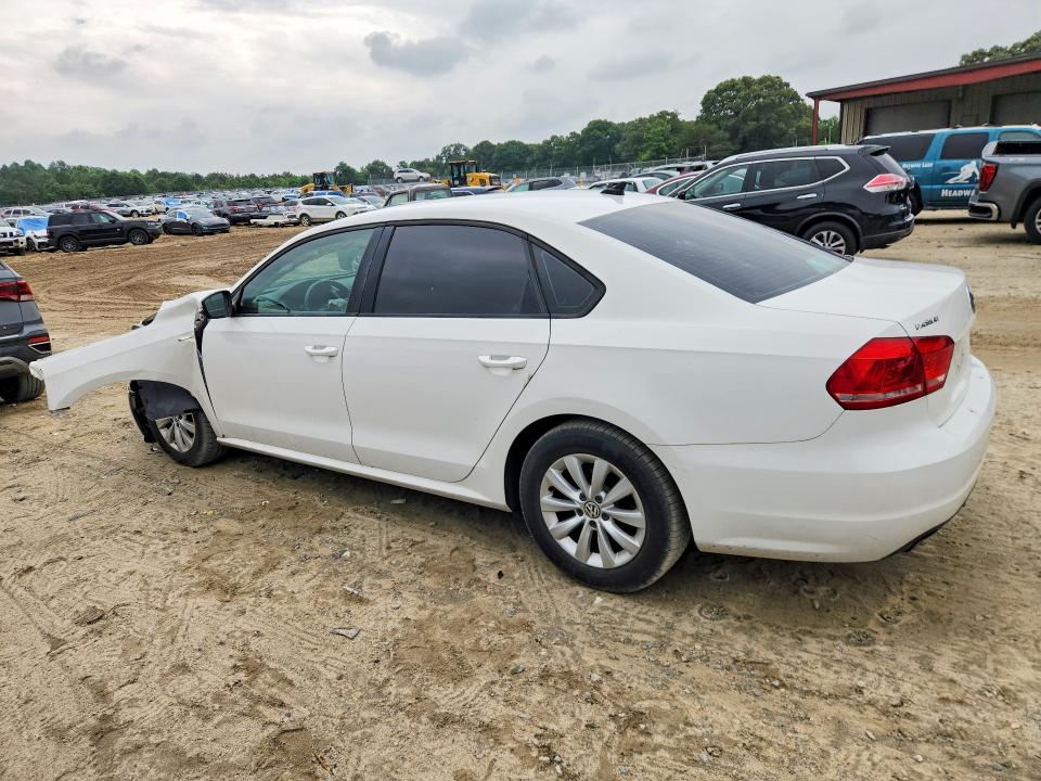 54475376 :رقم المزاد ، 1VWAT7A33FC068424 vin ، 2015 Volkswagen Passat مزاد بيع