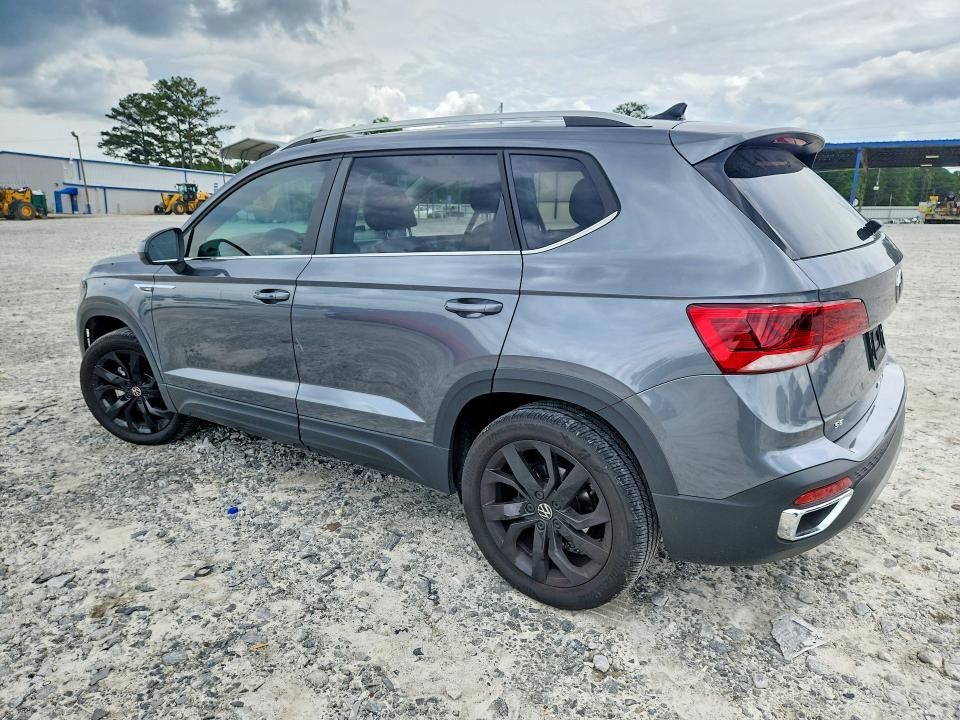Продажа на аукционе авто 2022 Volkswagen Taos, vin: 3VVLX7B21NM066224, номер лота: 54960326