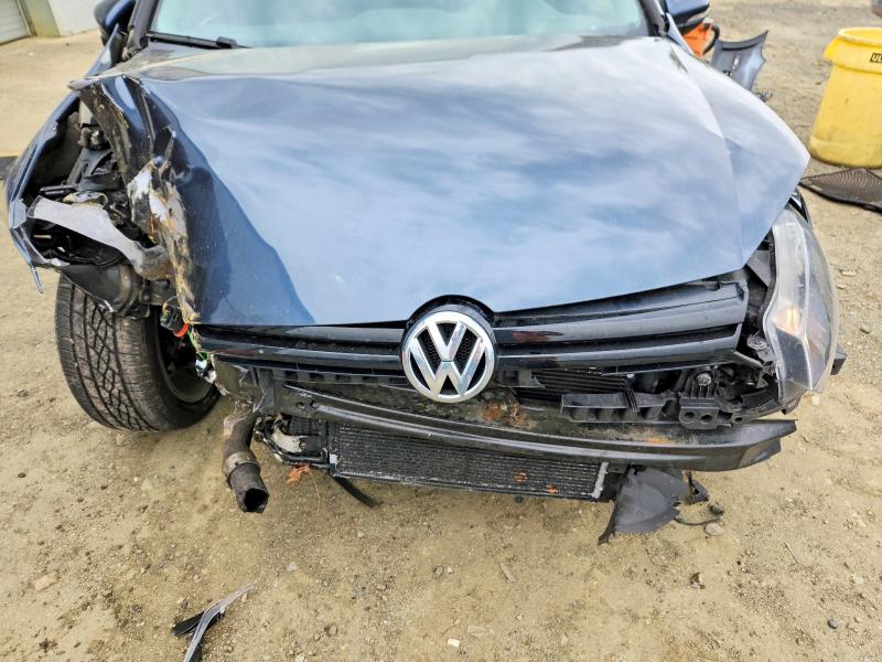 52606946 :رقم المزاد ، WVWDM7AJ9DW122106 vin ، 2013 Volkswagen Golf مزاد بيع