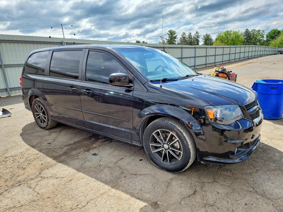 53704086 :رقم المزاد ، 2C4RDGCG1FR664044 vin ، 2015 Dodge Grand Caravan مزاد بيع